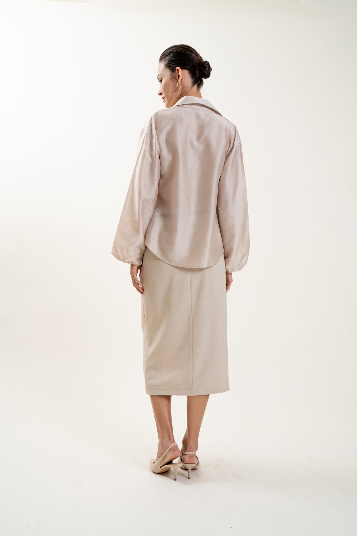 Linéa Top(Beige) - Pre Order