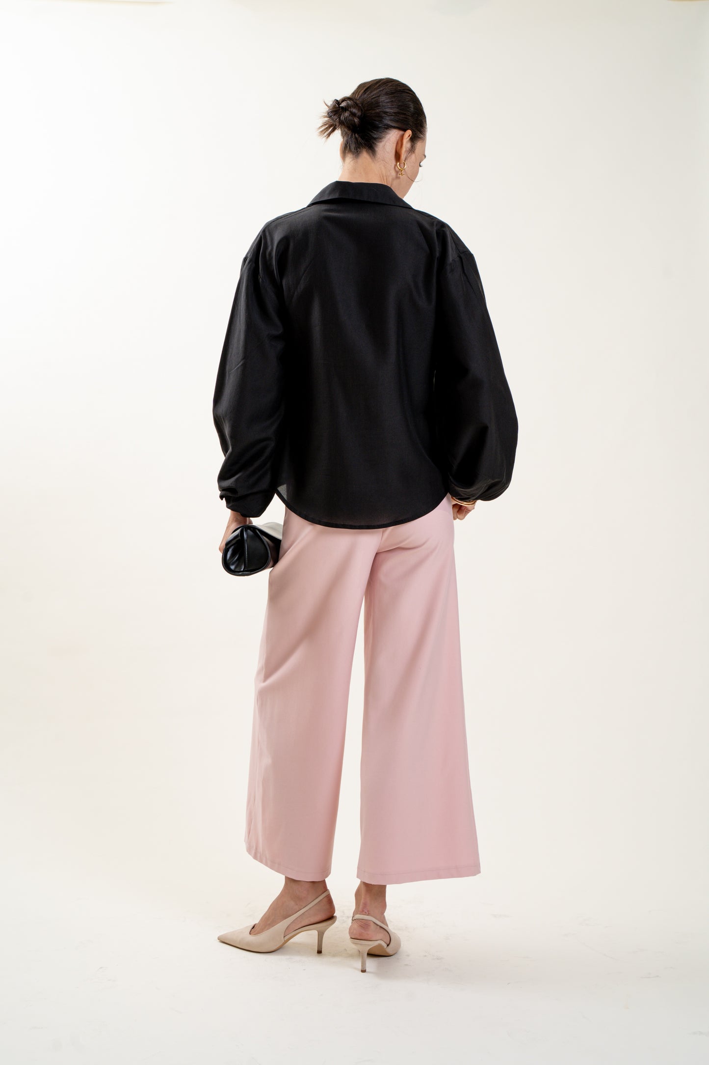 Linéa Top(Black) - Pre Order