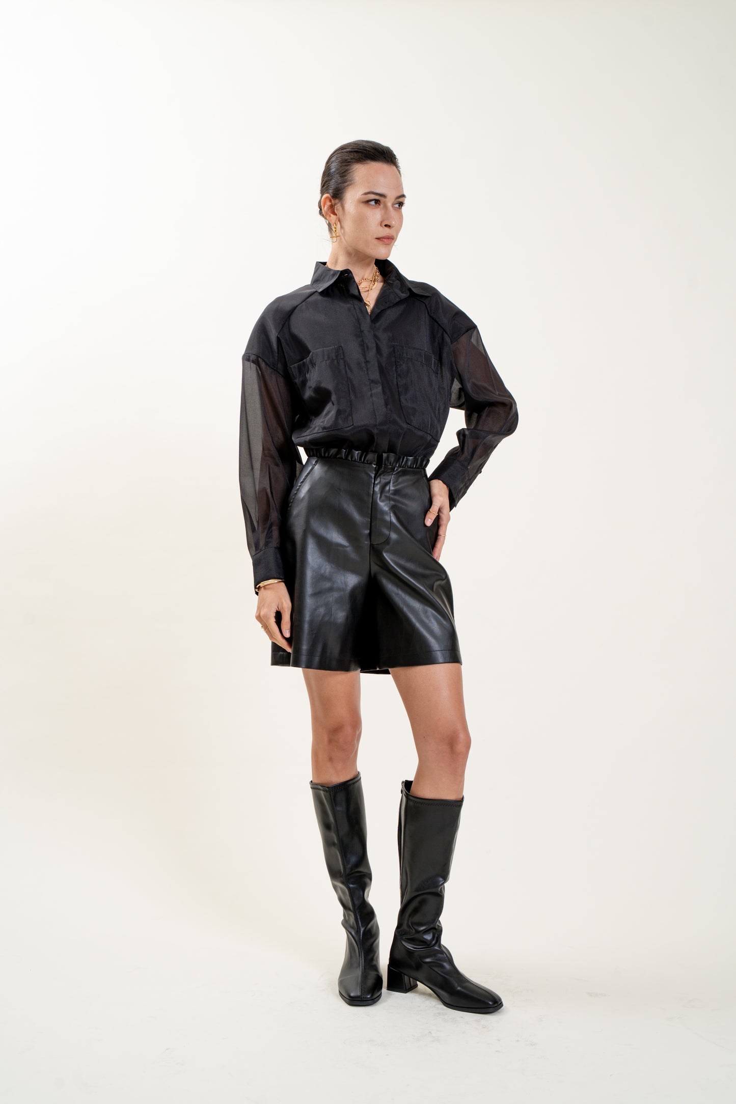 Ivory Mirage(Black)