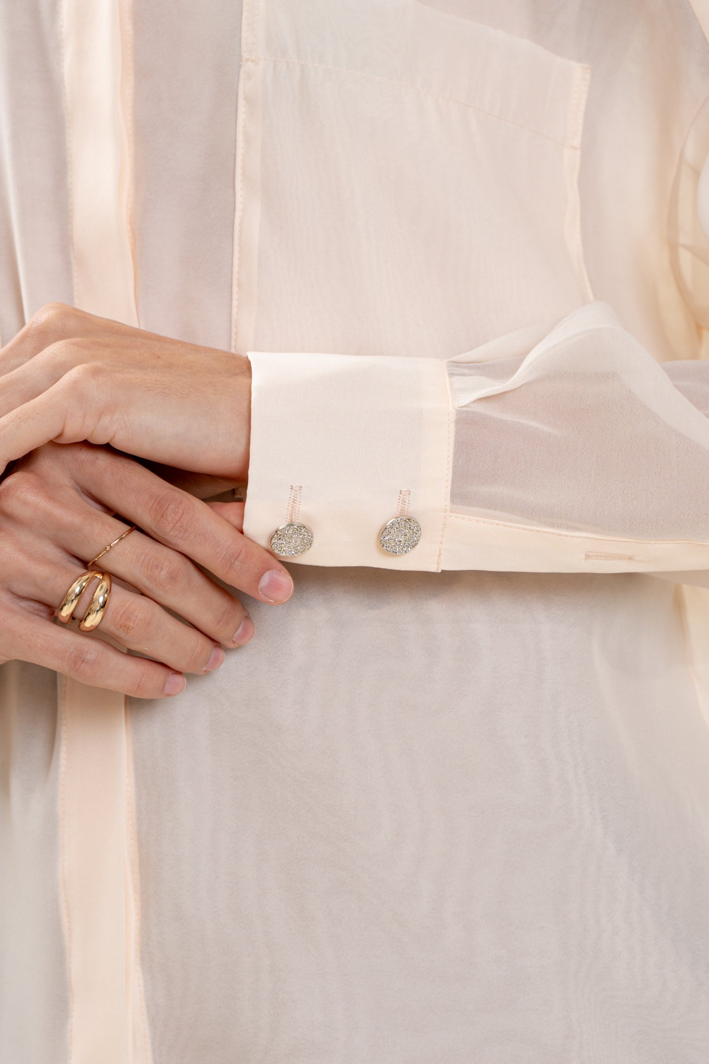 Ivory Mirage(Cream)