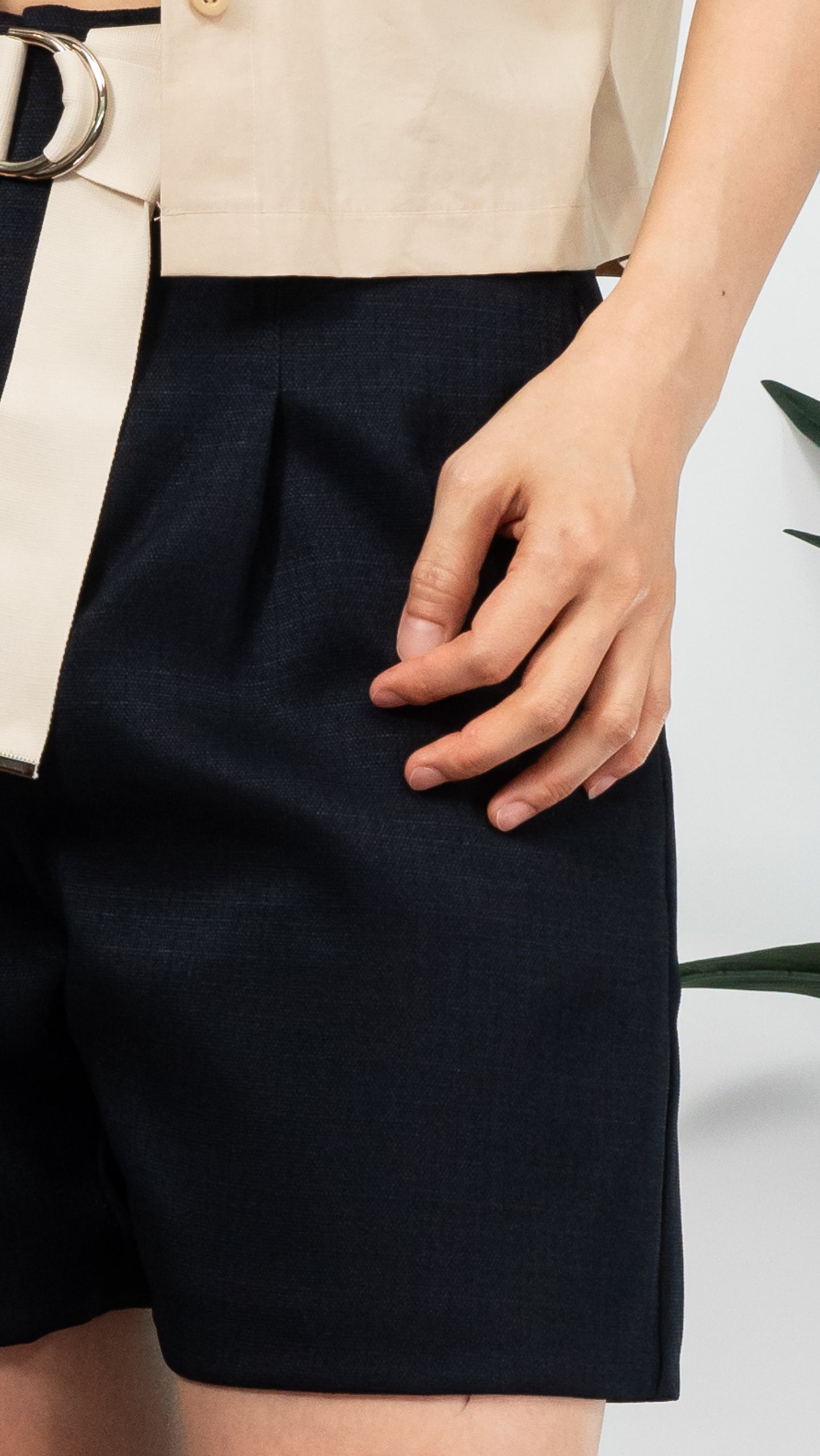 Bladder Bermuda Pant (Navy Blue)