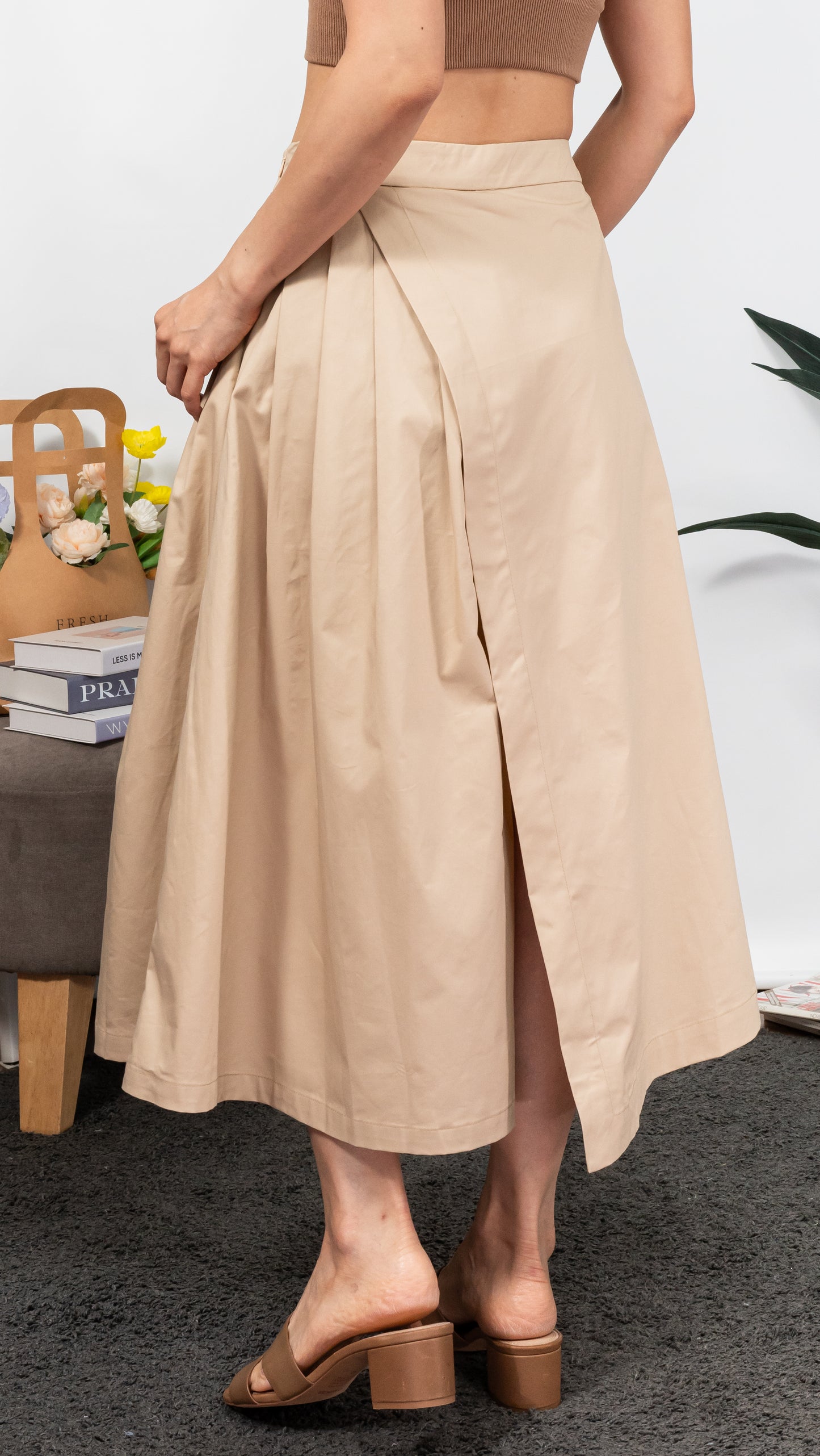 Pleated Pants (Beige)