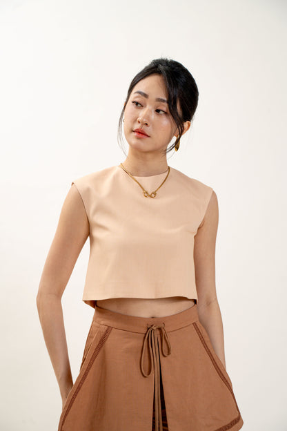 Chic Sleeveless Top (Peach)