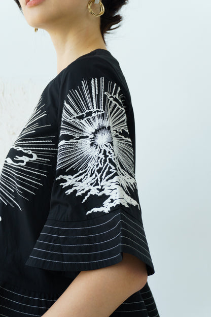 Fuji Breeze Top (Black)