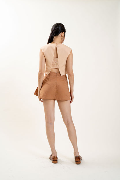 Chic Sleeveless Top (Peach)