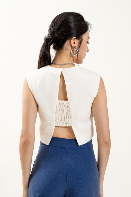 Chic Sleeveless Top (White)