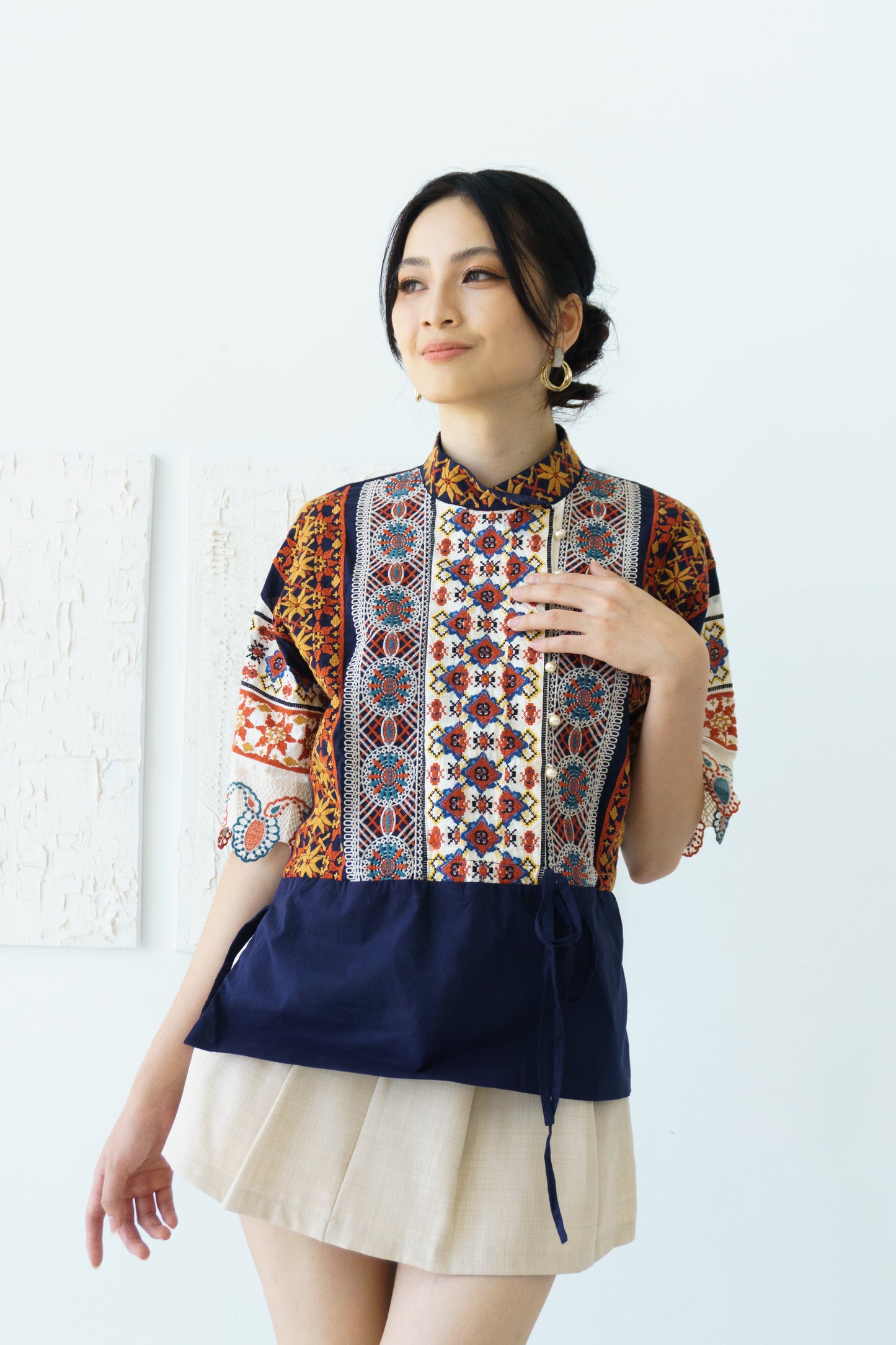 Totem Pattern Top (Navy Blue)
