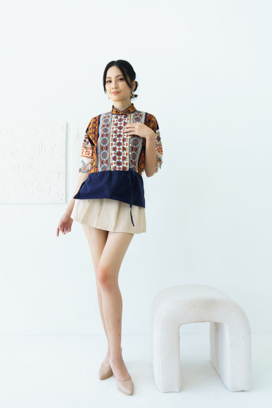 Totem Pattern Top (Navy Blue)