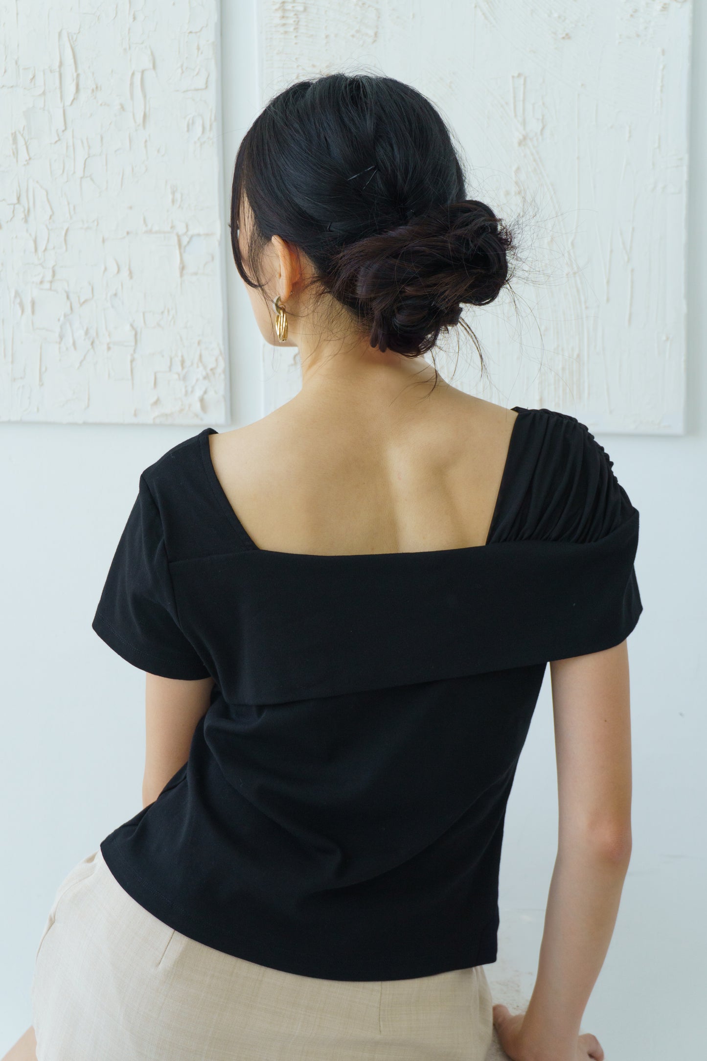 Thistle Top (Black)