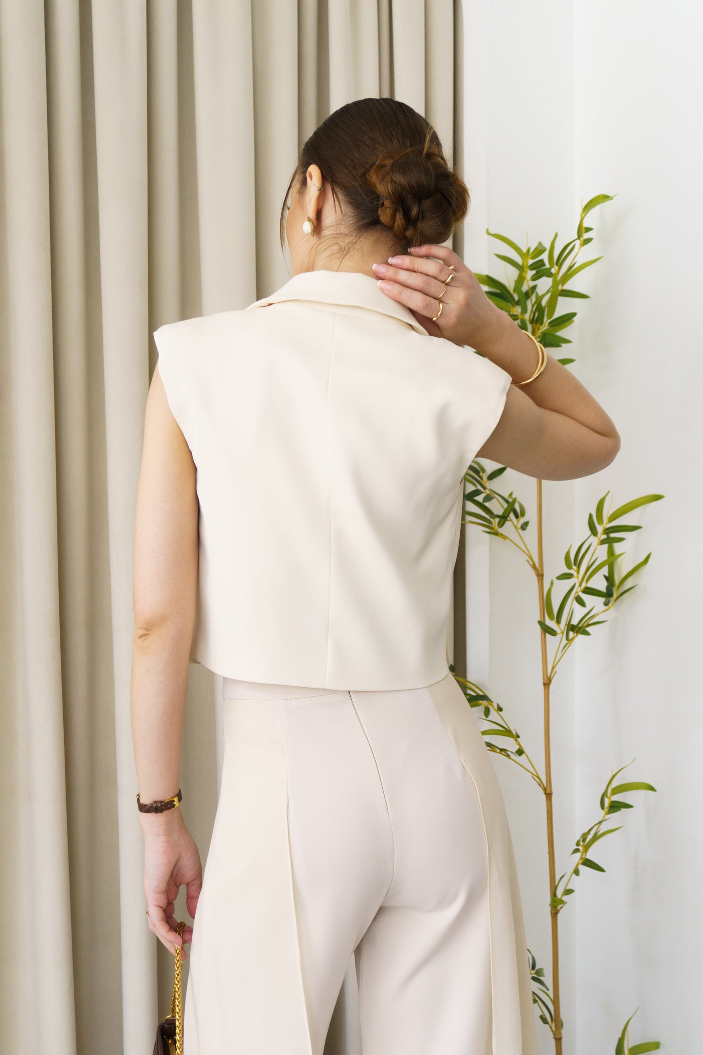 Cropped Blazer (Beige)