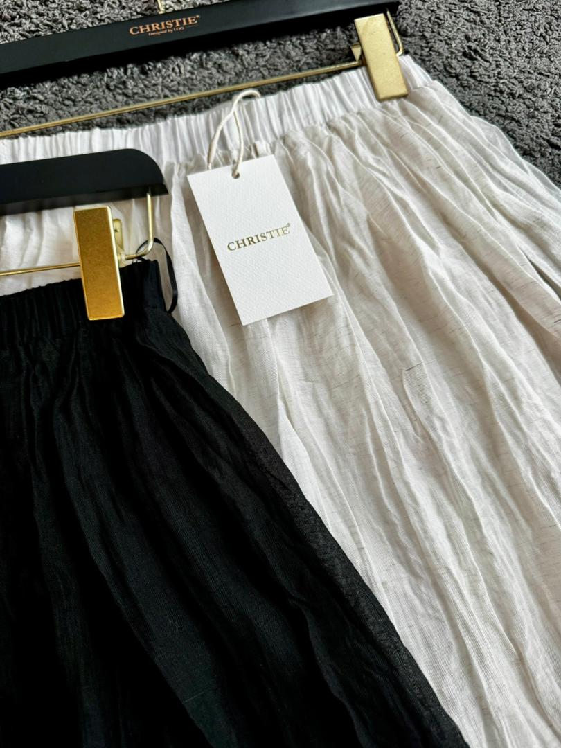 Éloise Linen Maxi Skirt (Black)