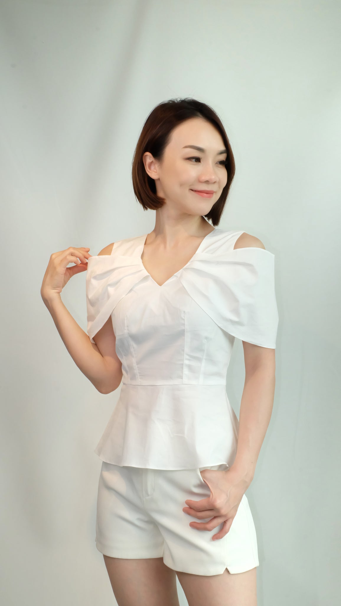 EDITH TOP [WHITE]